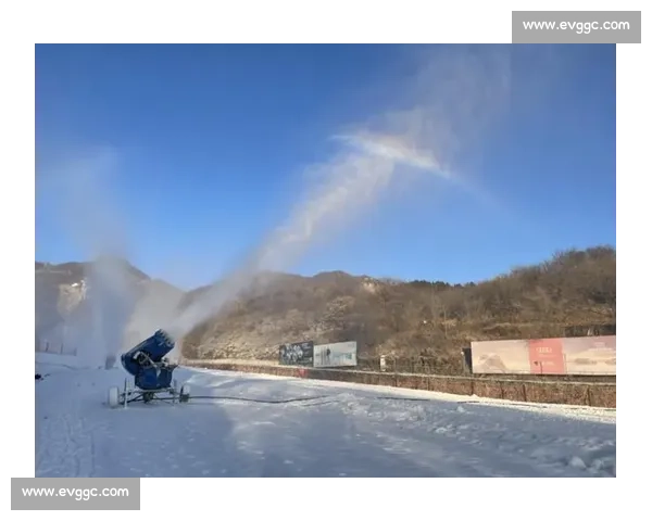 冰雪季倒计时!多地滑雪场造雪声起迎开板 冰雪季倒计时!多地滑雪场造雪声起迎开板